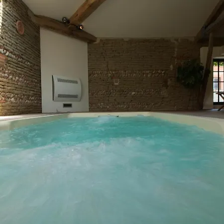 Les Galets Bleus Vakantiehuis Calmont (Haute-Garonne)